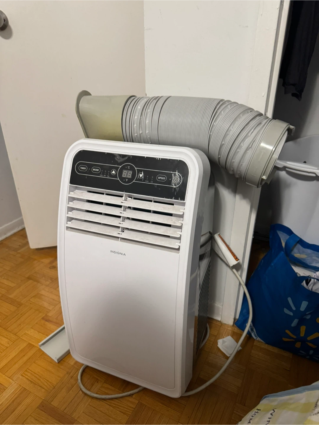 Insignia Portable Air Conditioner - photo 2