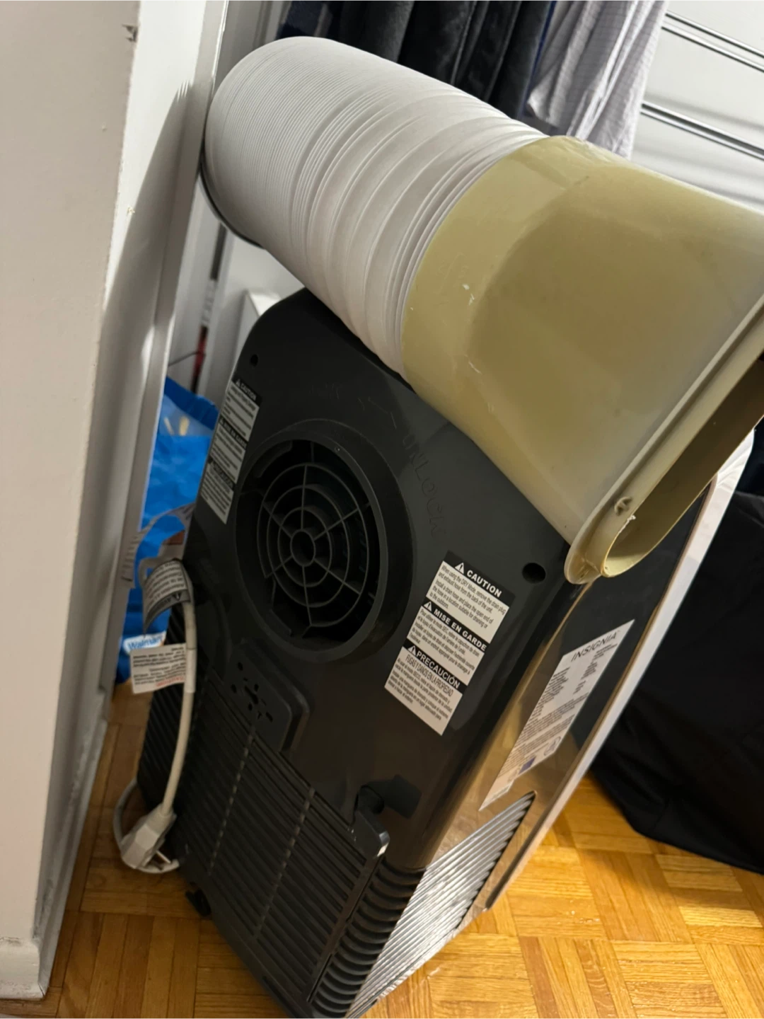 Insignia Portable Air Conditioner - photo 3