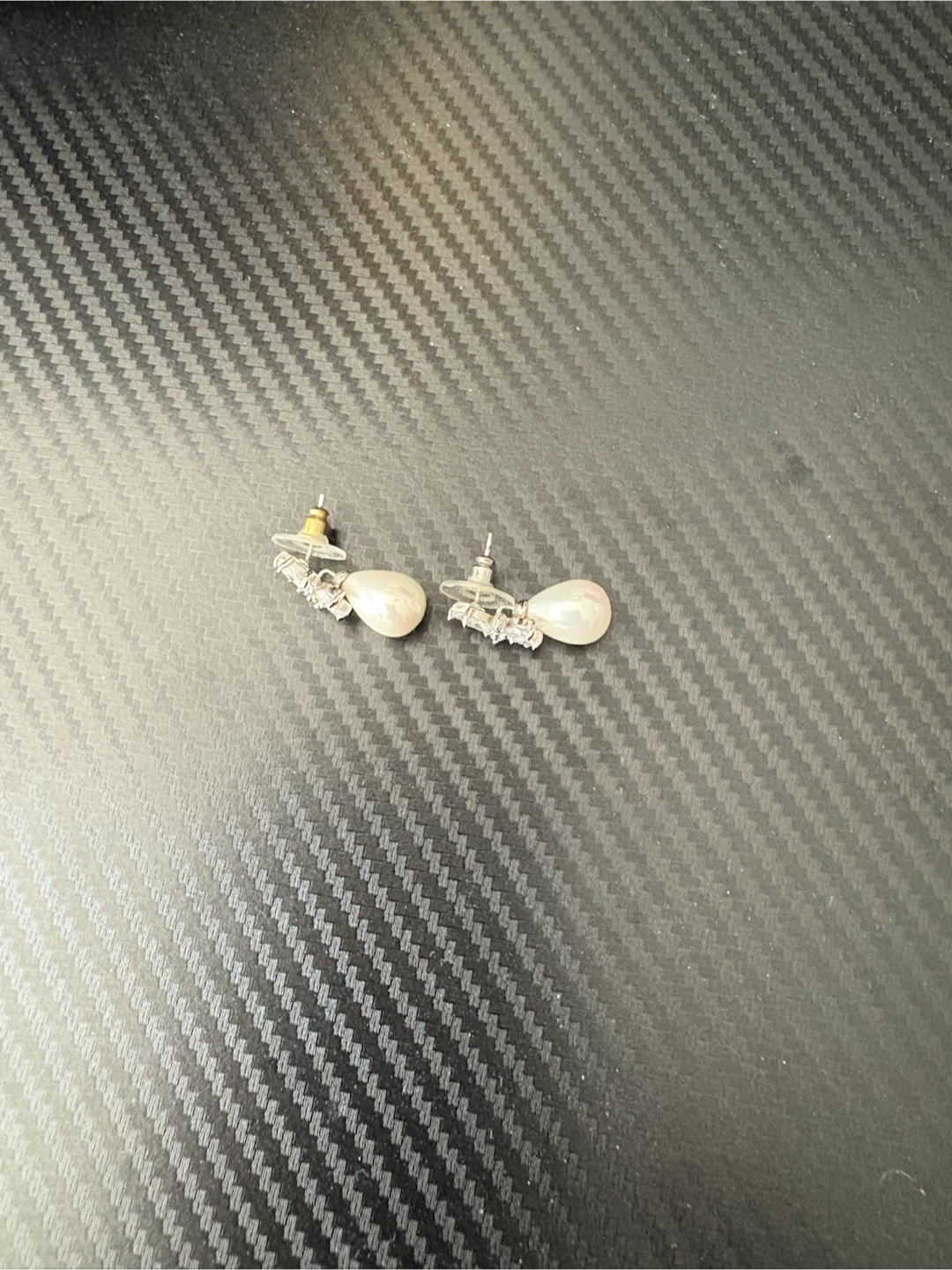 Elegant teardrop pearl and crystal earrings - photo 3
