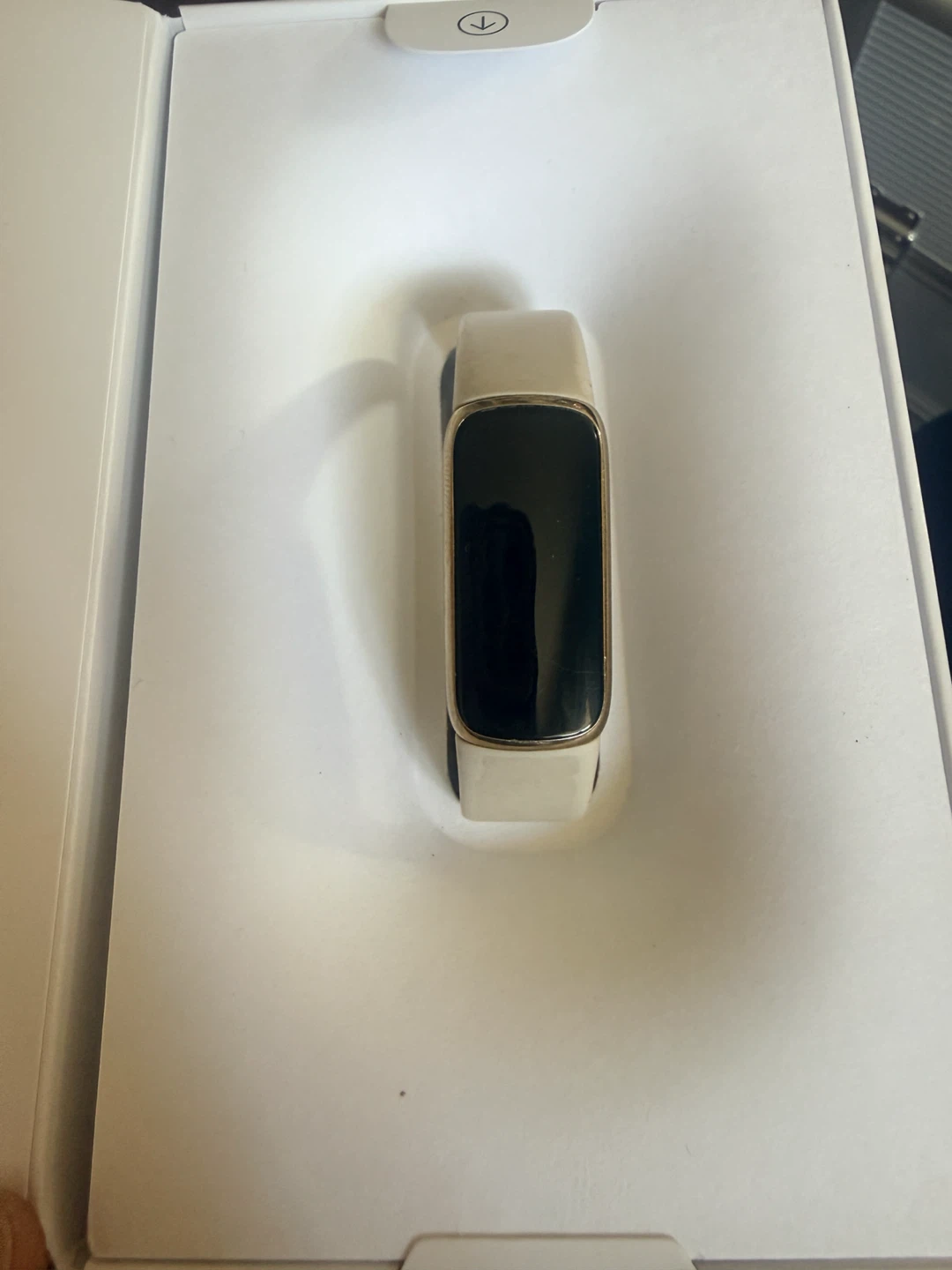 Fitbit Luxe fitness tracker - photo 3