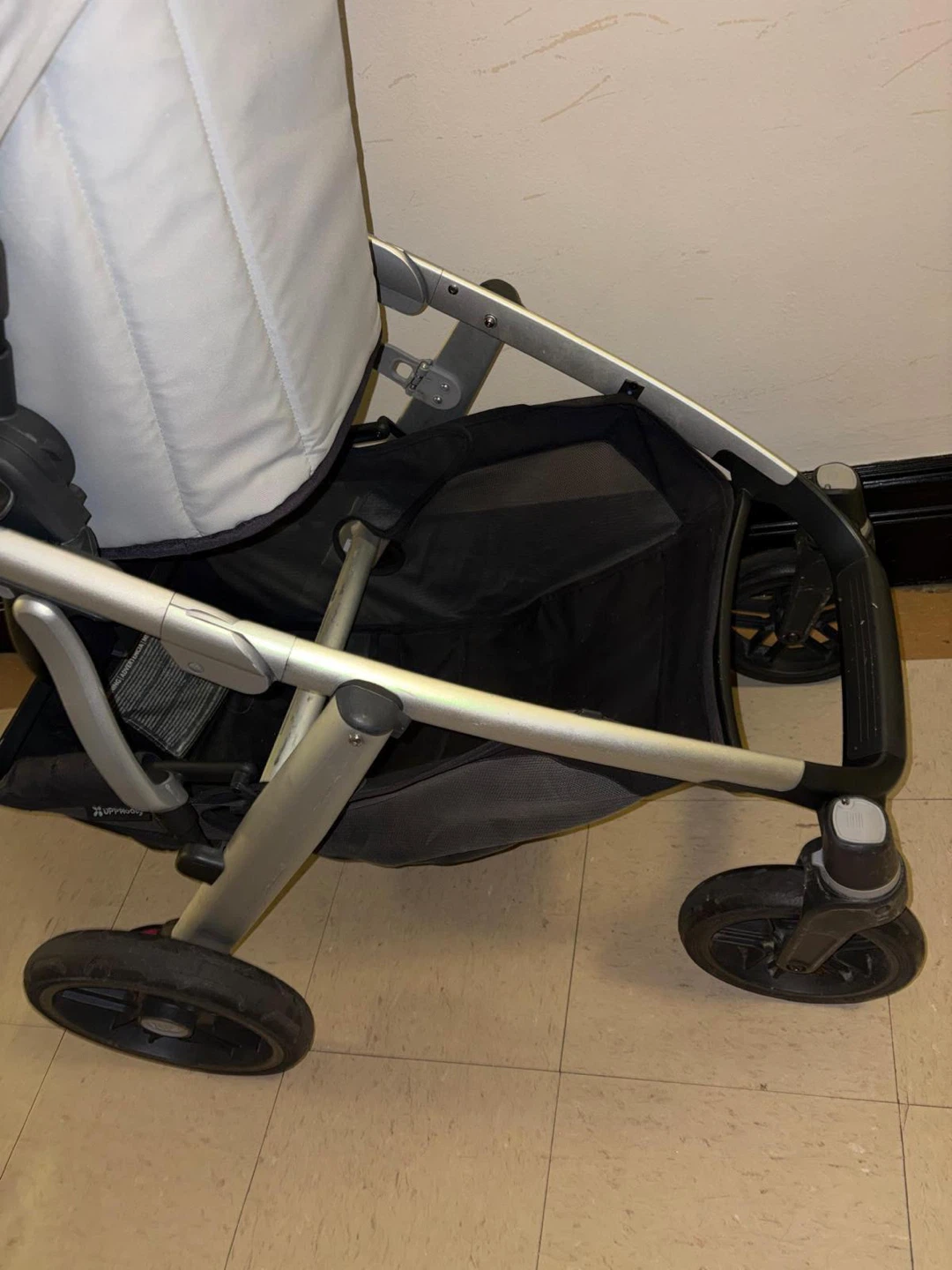 UPPAbaby Cruz V2 stroller - photo 5