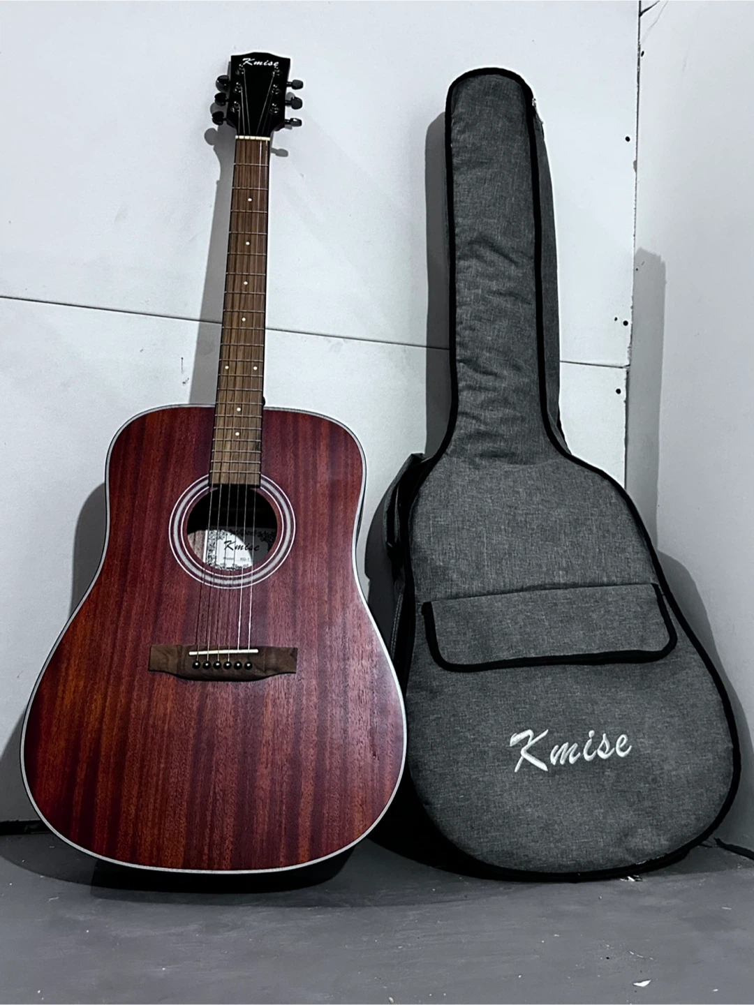 Kmise acoustic Guitar