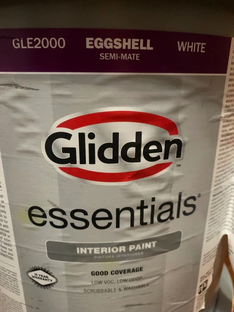Glidden Essentials Eggshell White Interior Paint 5 Gallons