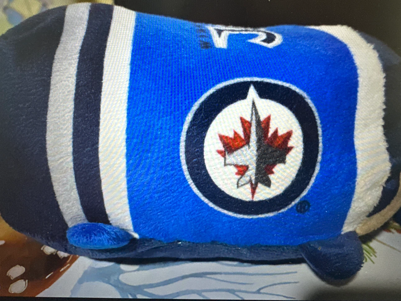 NHL Jets and Maple Leafs plush toys - photo 3