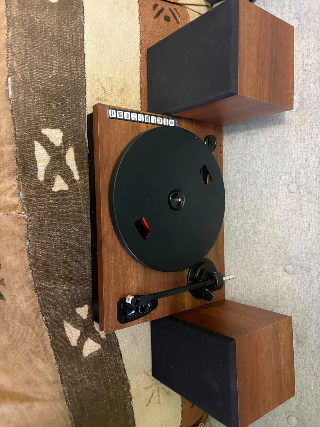 LP&No.1 Belt Drive Turntable with Speakers - photo 2