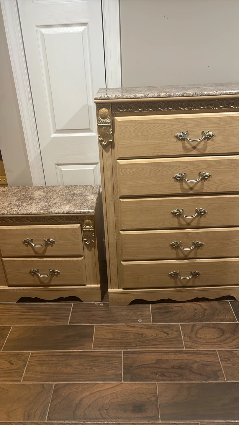 Bedroom Furniture Set with Faux Stone Tops - photo 4