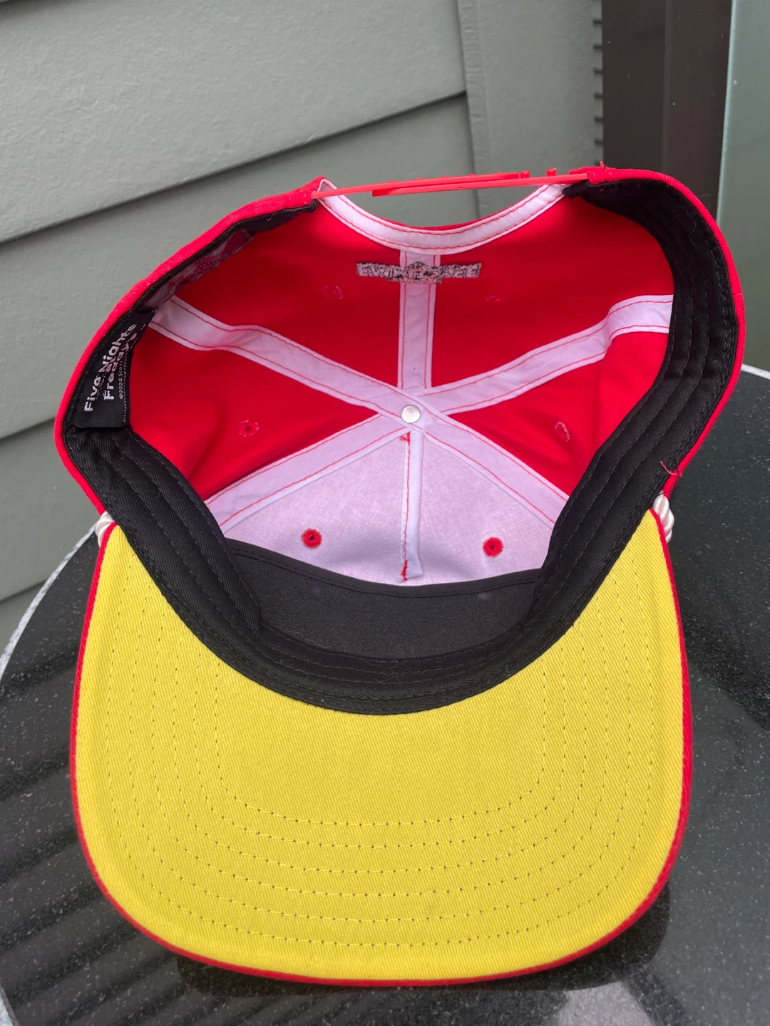 Five Nights at Freddy's Pizza Employee Cap - photo 5