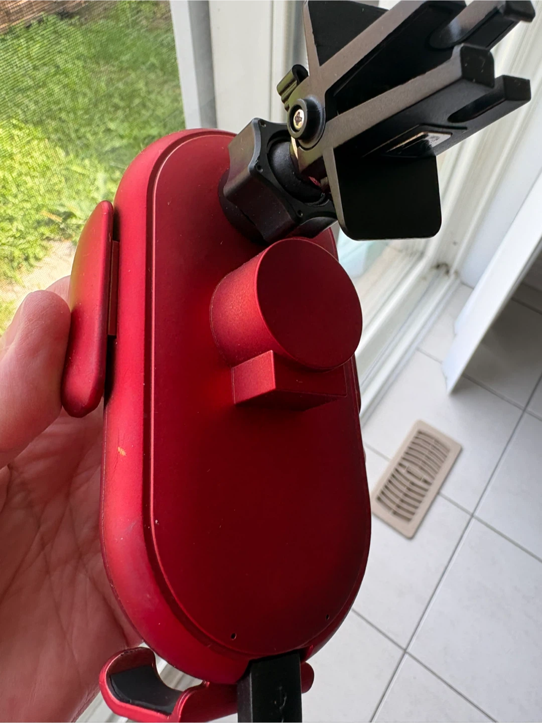 Automatic Wireless Charging Car Phone Holder with Smart Sensor - photo 5