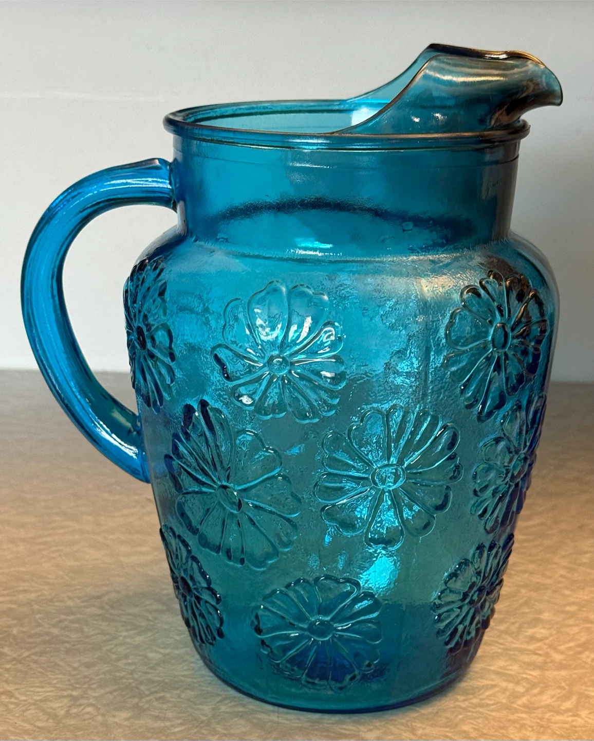 Vintage Anchor Hocking Blue Daisy Glass Pitcher - photo 3