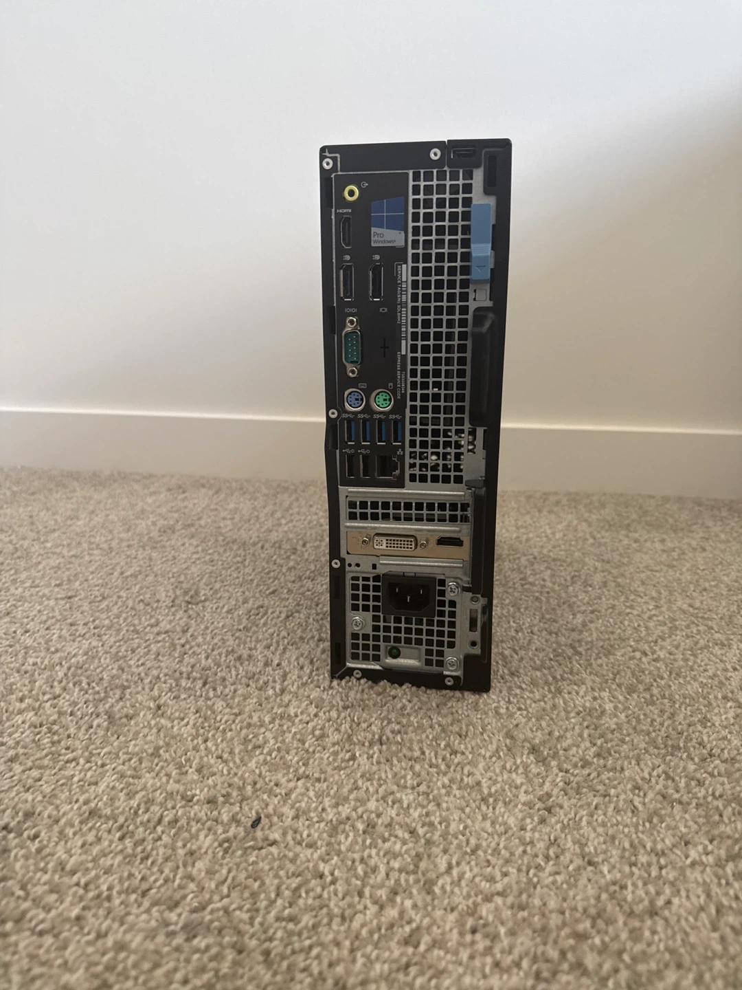 Dell OptiPlex 7050 Desktop - photo 3
