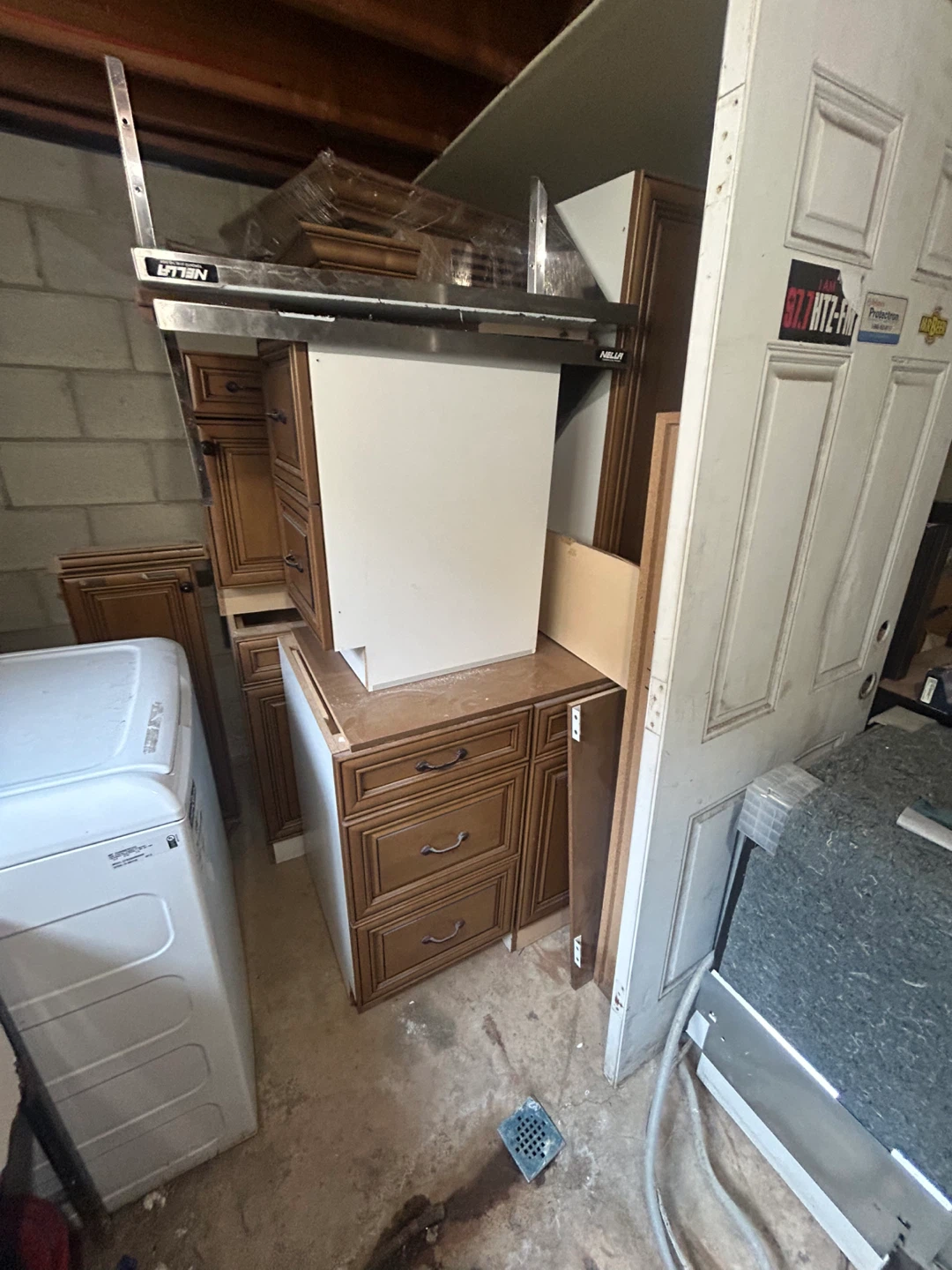 Floor model kitchen - photo 4