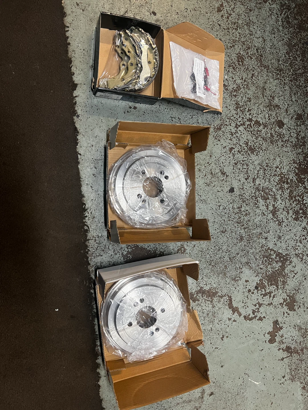 Kia Rio Hyundai accent rear brakes