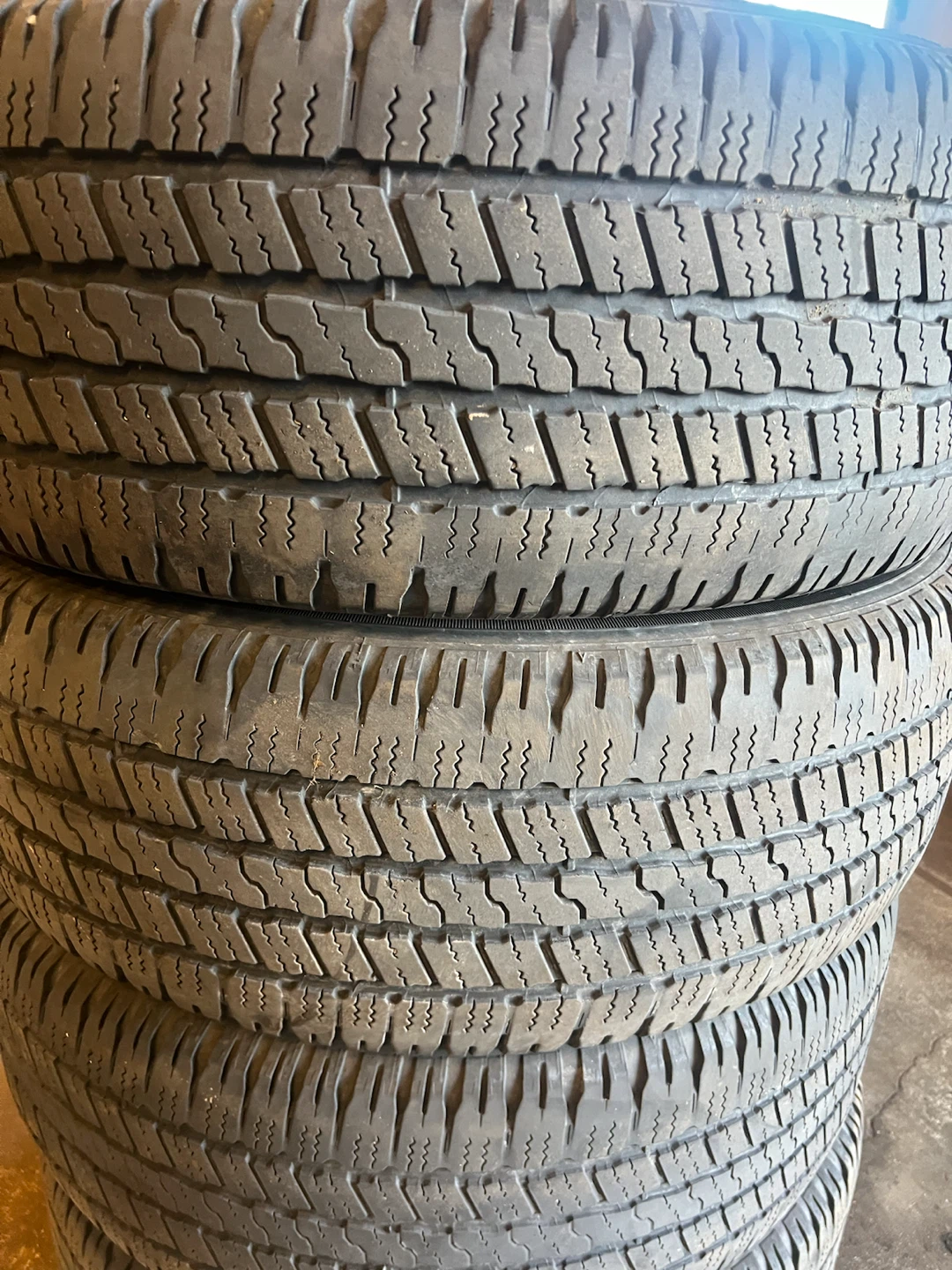 p275/60R16 Goodyear Wrangler tires - photo 3
