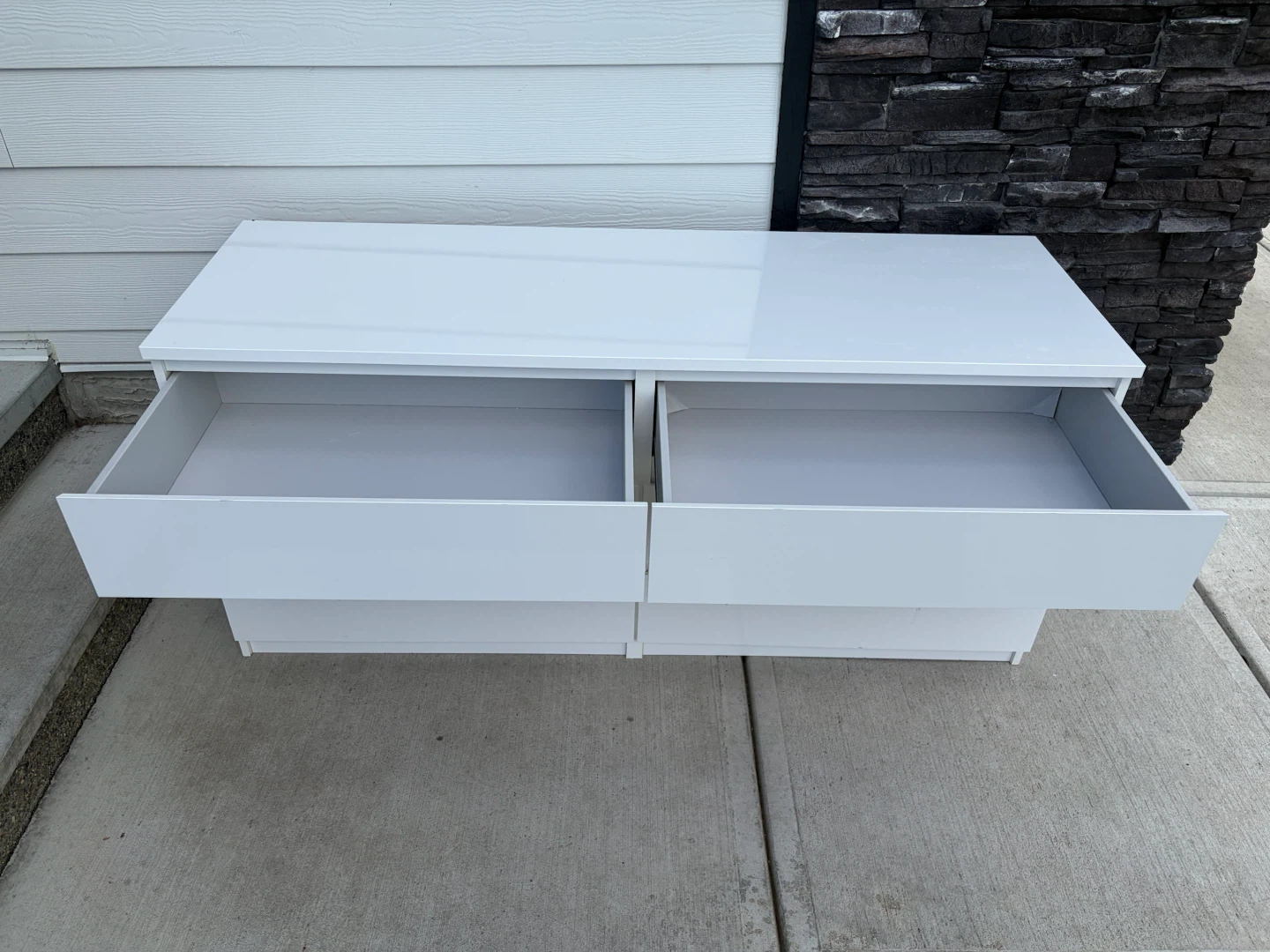 white dresser with 6 drawers - photo 2