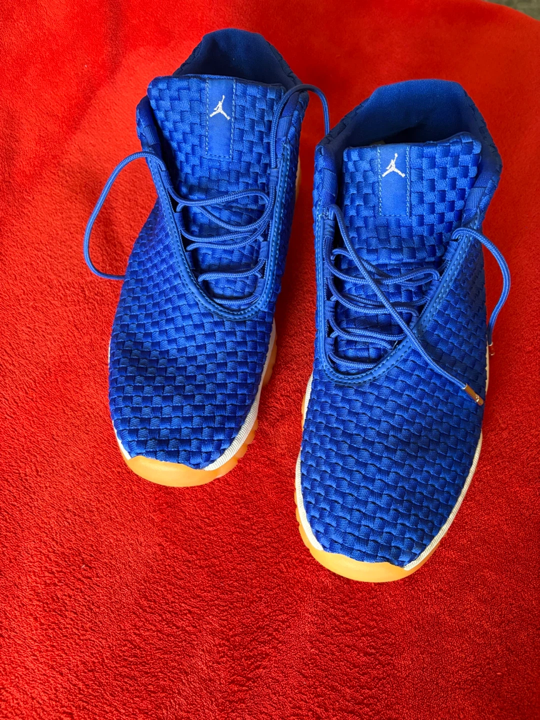 Shoes/sneakers