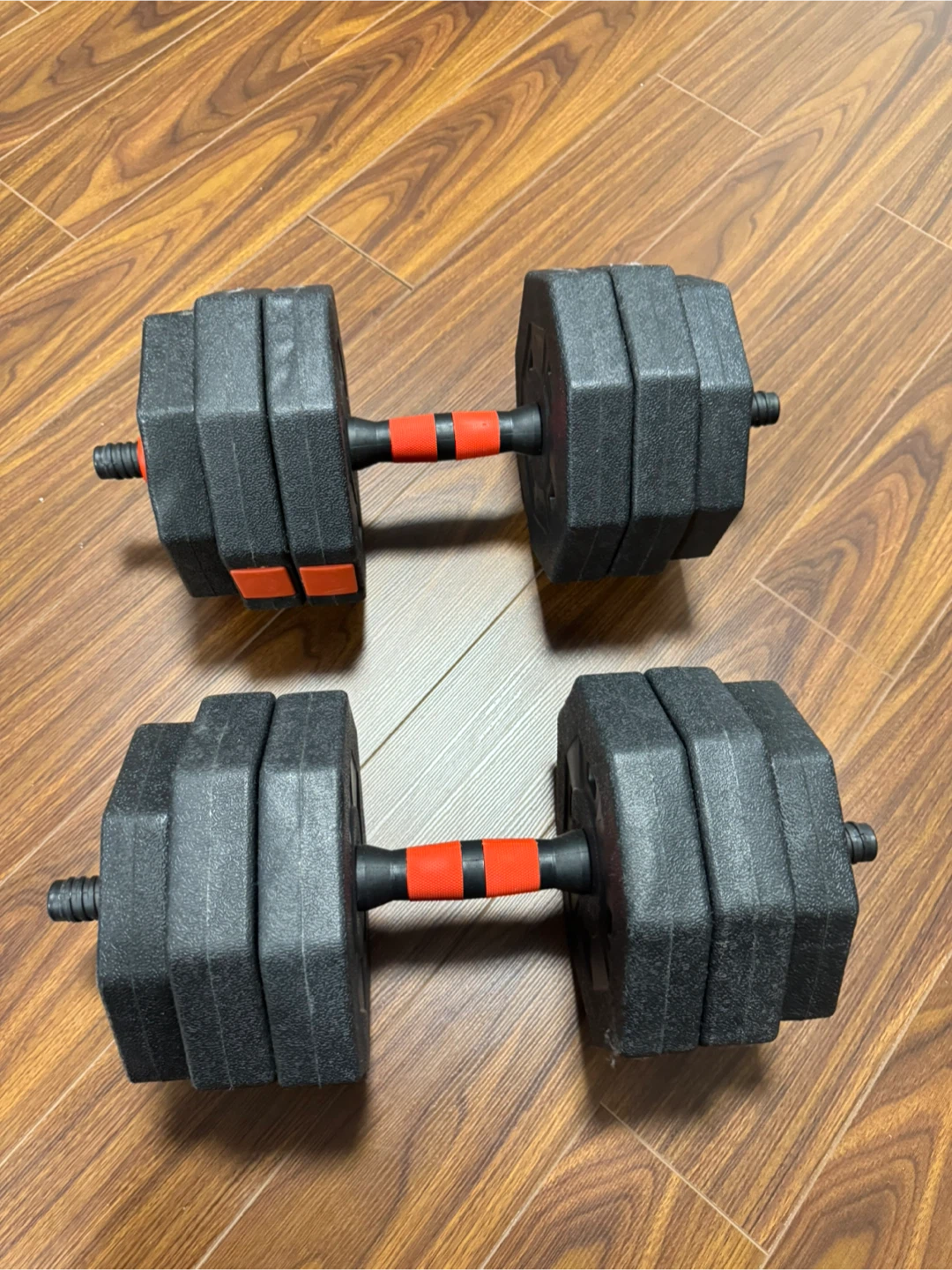 Adjustable Dumbbell Set