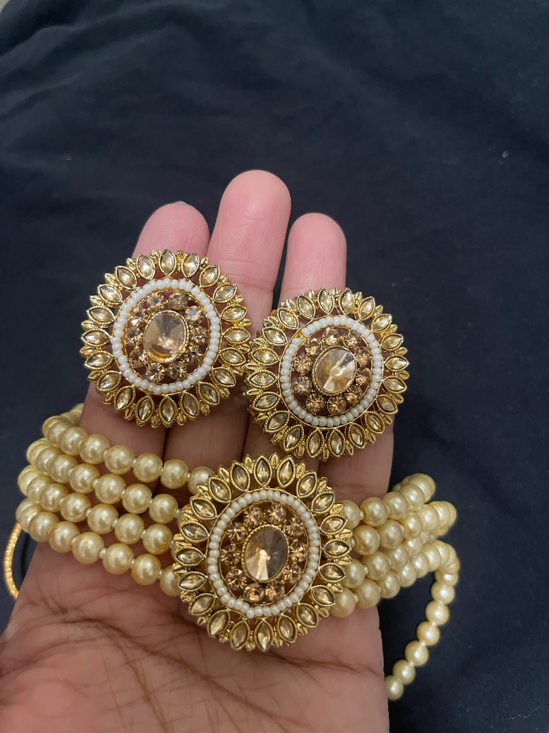 Assorted Traditional Jewellery Sets - photo 3