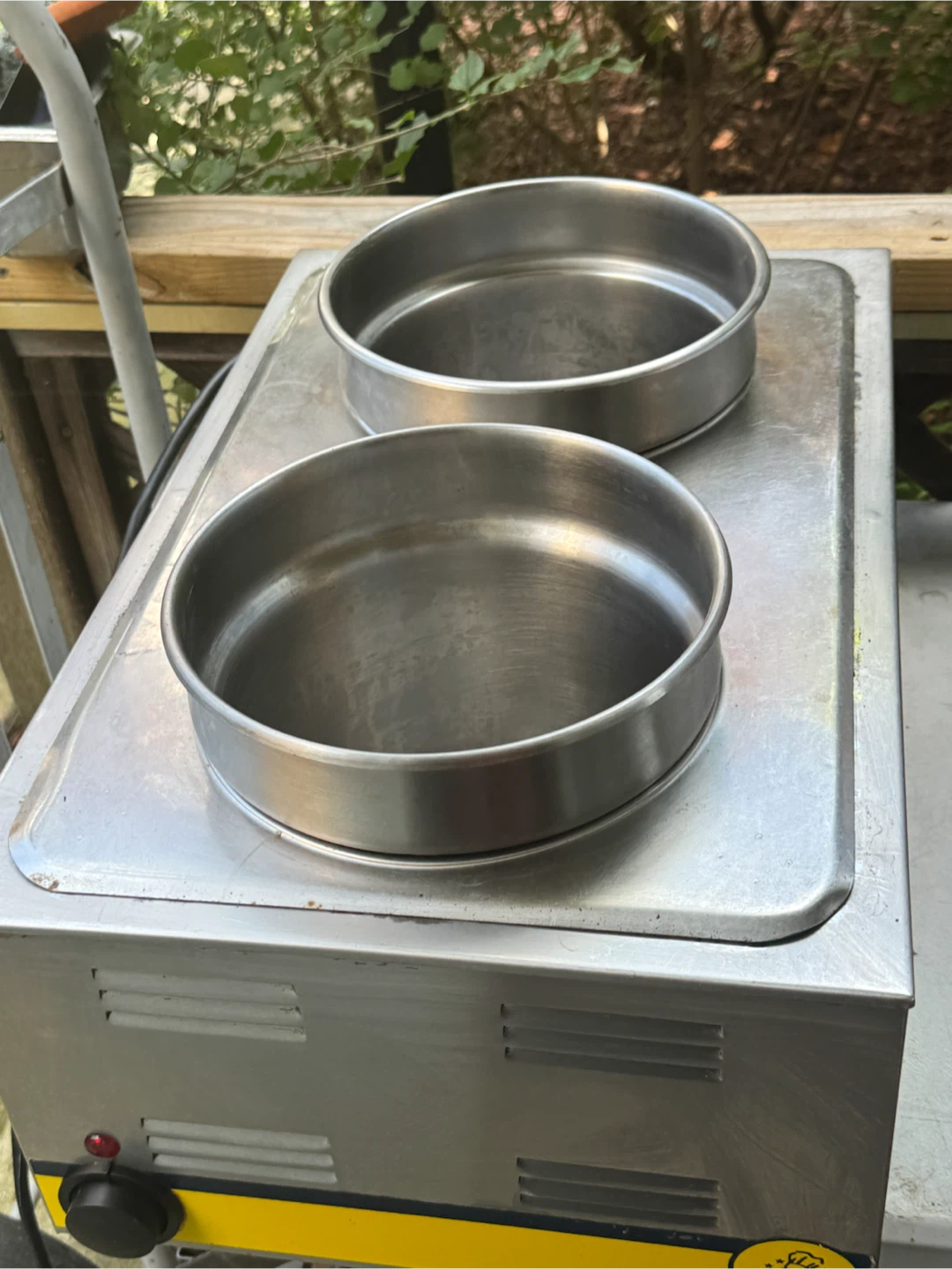 Qualite Dual Food Warmer with cover and  2 inserts