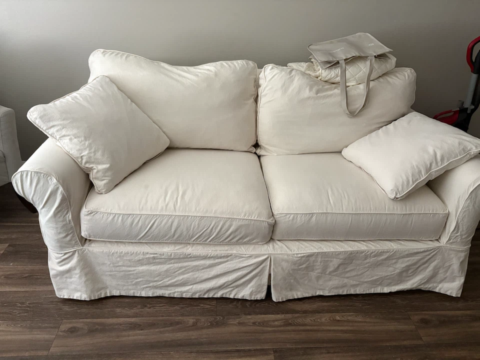 Assorted Living Room Seating - photo 3