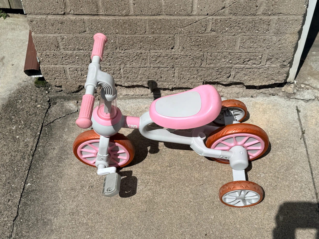 BRAND NEW: XJD Toddler Tricycle Pink - photo 4