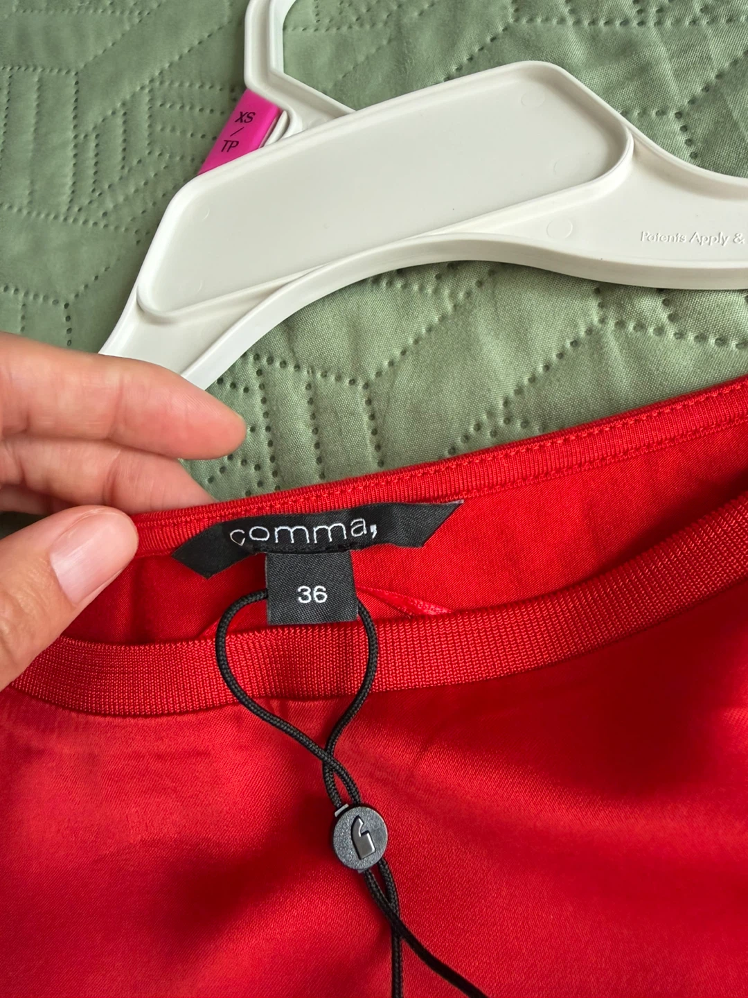 Comma Red Sleeveless Top - photo 5