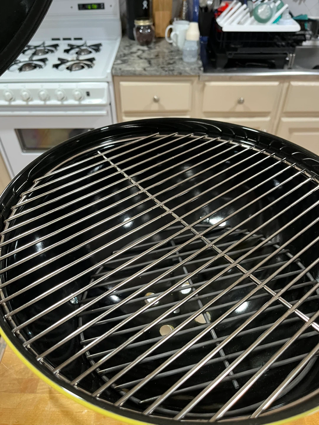 Weber The Simpsons 10th Anniversary Limited Edition Grill - photo 4