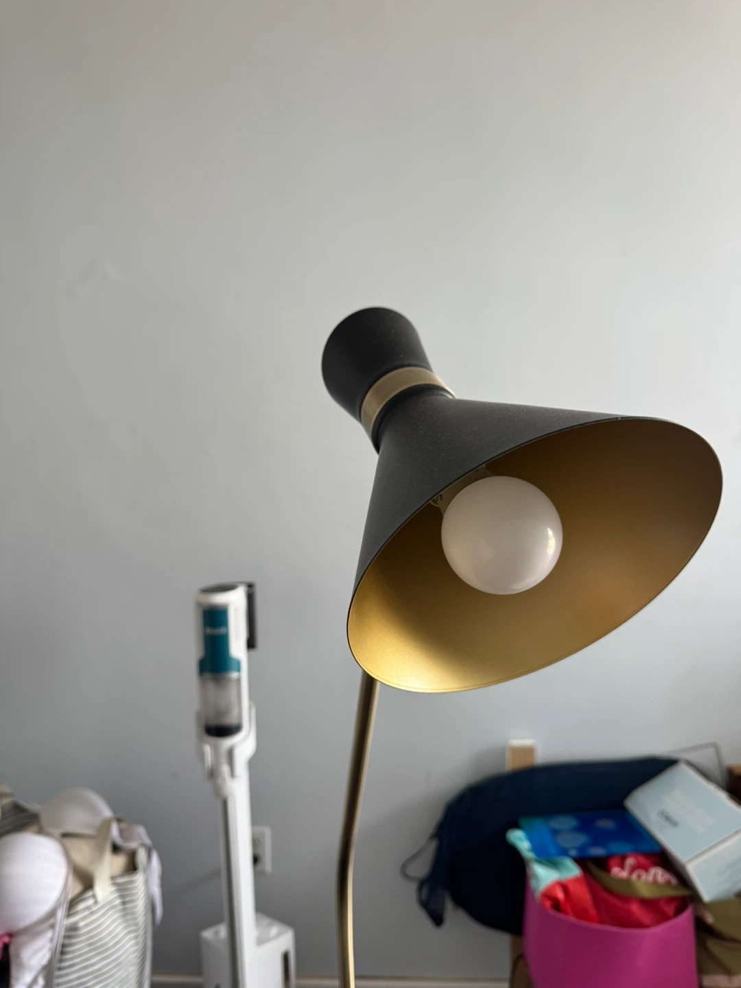 Black and Gold Modern Mid-Century Style Floor Lamp - photo 2