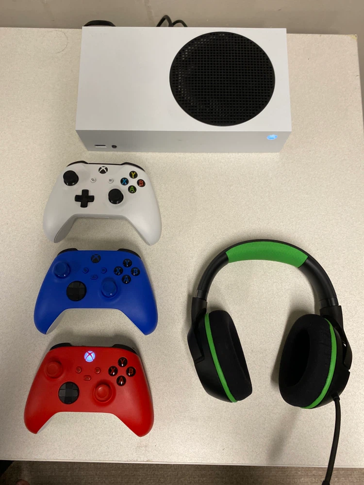 Xbox Series S Console Bundle with Controllers and Headset
