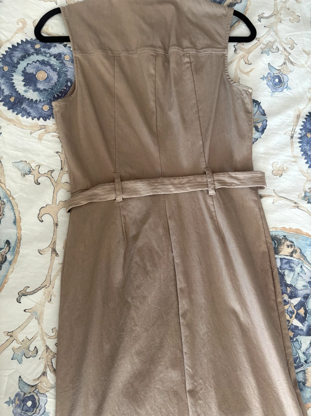 Le Château Sleeveless Dress - Medium - photo 3