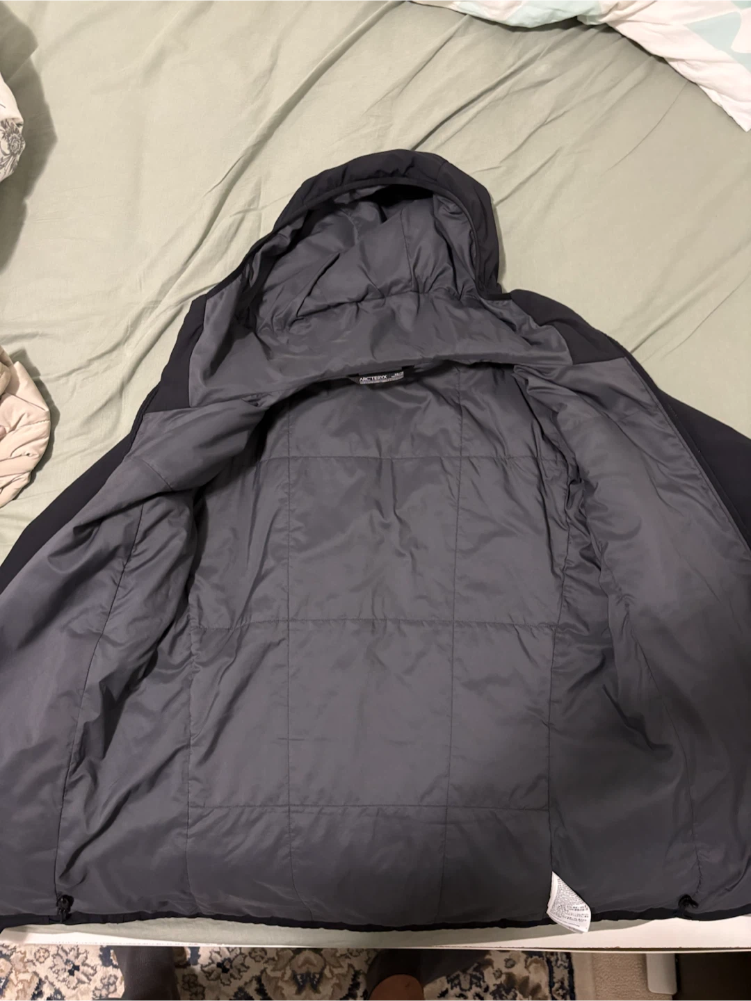 Arc'teryx Hooded Jacket Black - photo 2