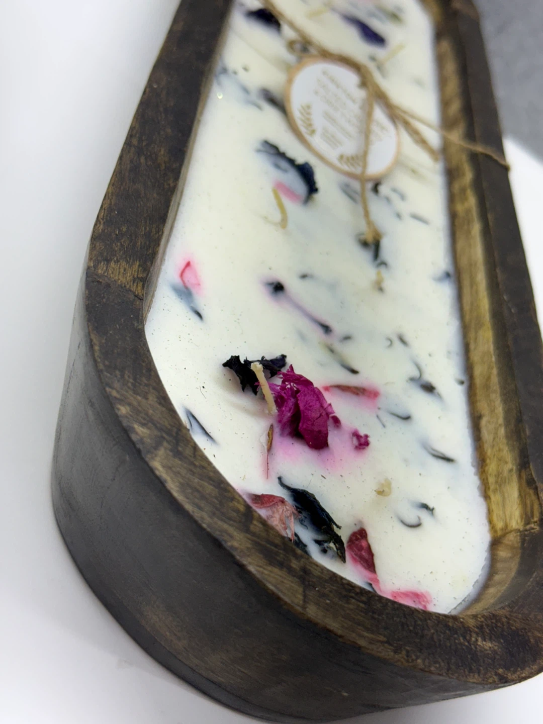 Kirkton House Salted Orchid & Driftwood Dough Bowl Candle - photo 2