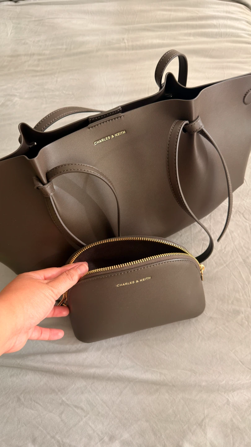 Charles & Keith Calla Tote Bag - Dark Moss - photo 2