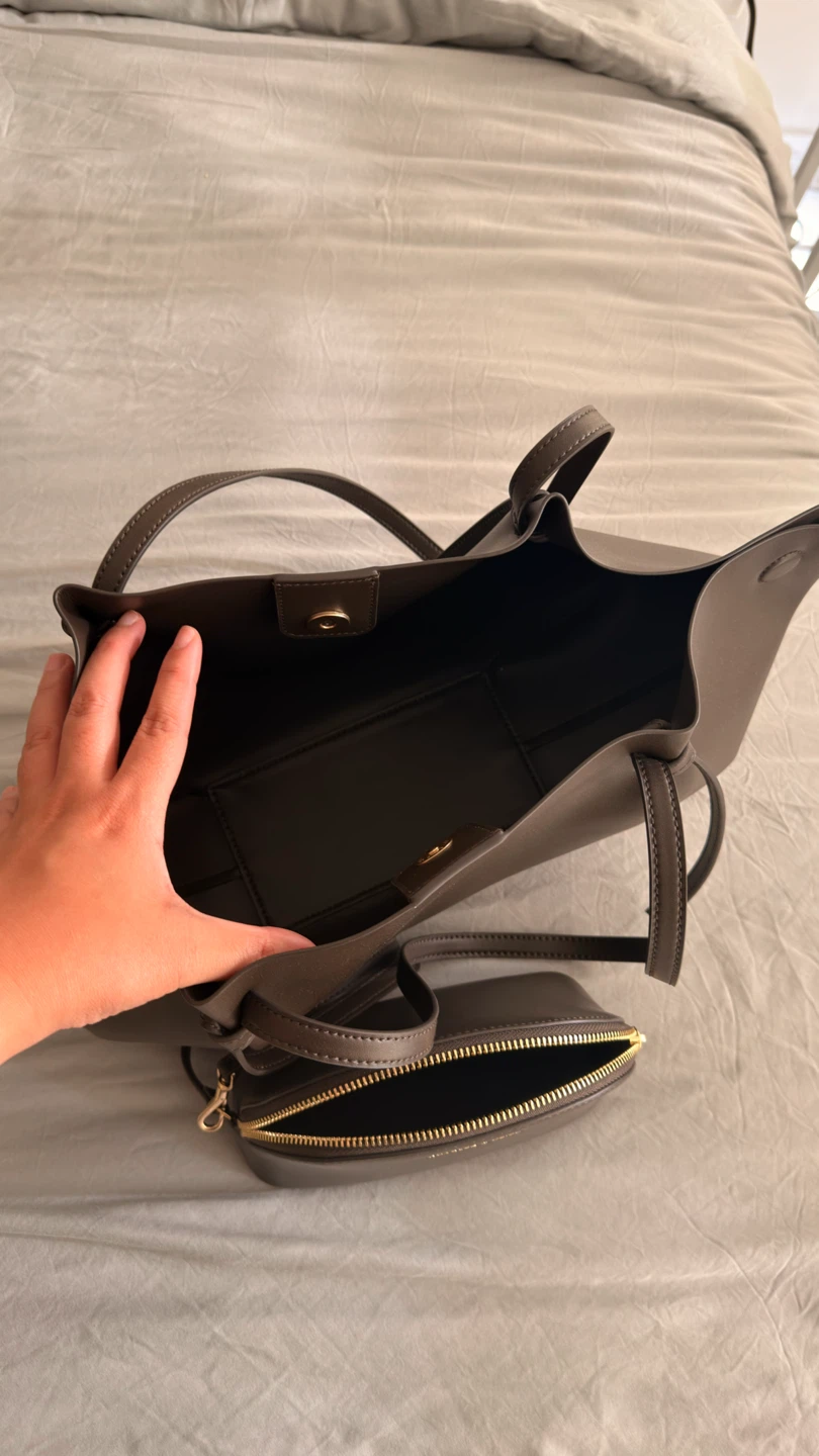 Charles & Keith Calla Tote Bag - Dark Moss - photo 3