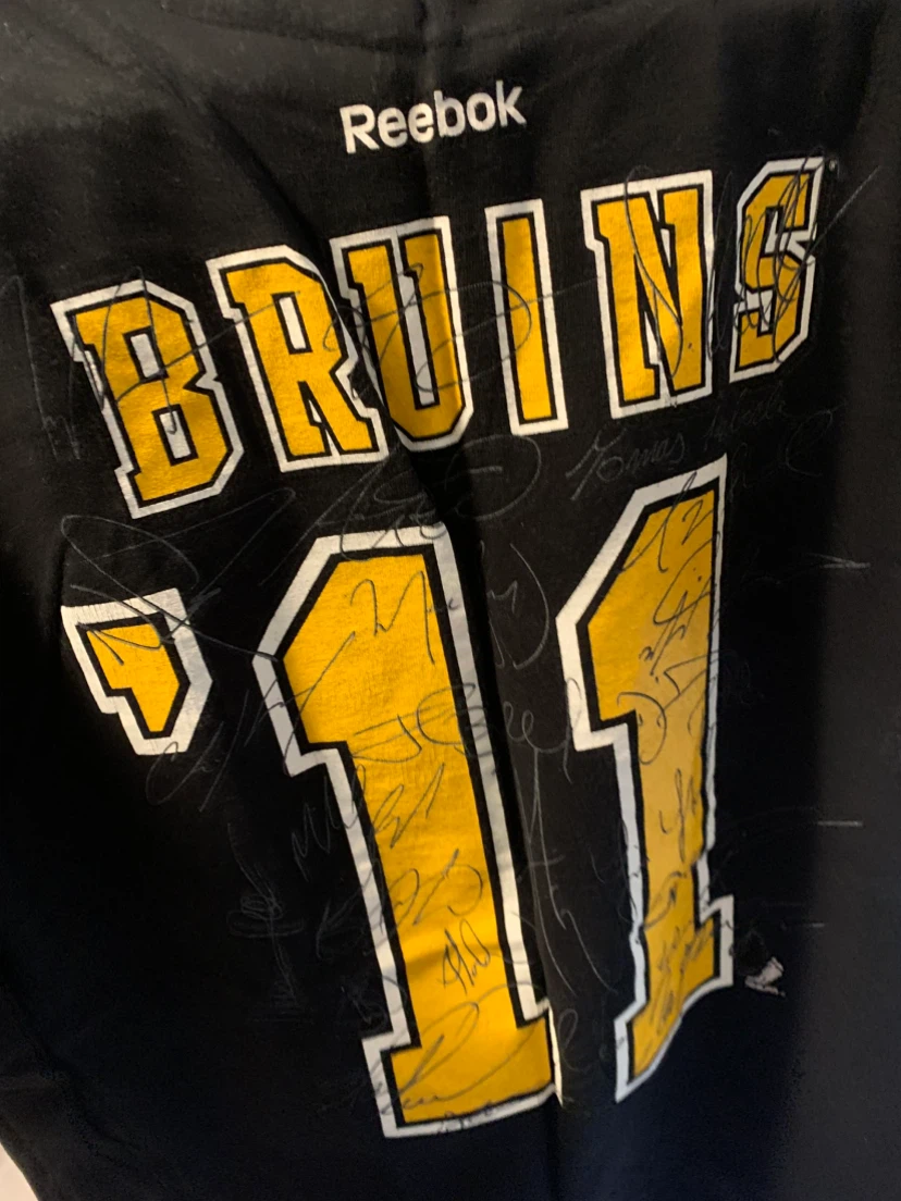 Boston Bruins Hockey T-Shirt $20ea or 3 for 50 - photo 3