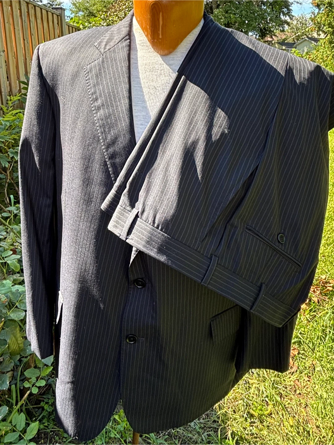 Brooks Brothers grey pinstripe size 48 R 1818 Regent Suit
