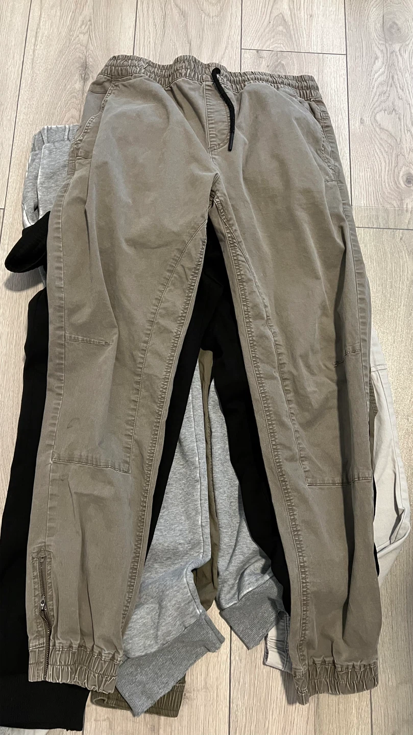 4 Pairs, Assorted Men's Pants/Joggers Bundle