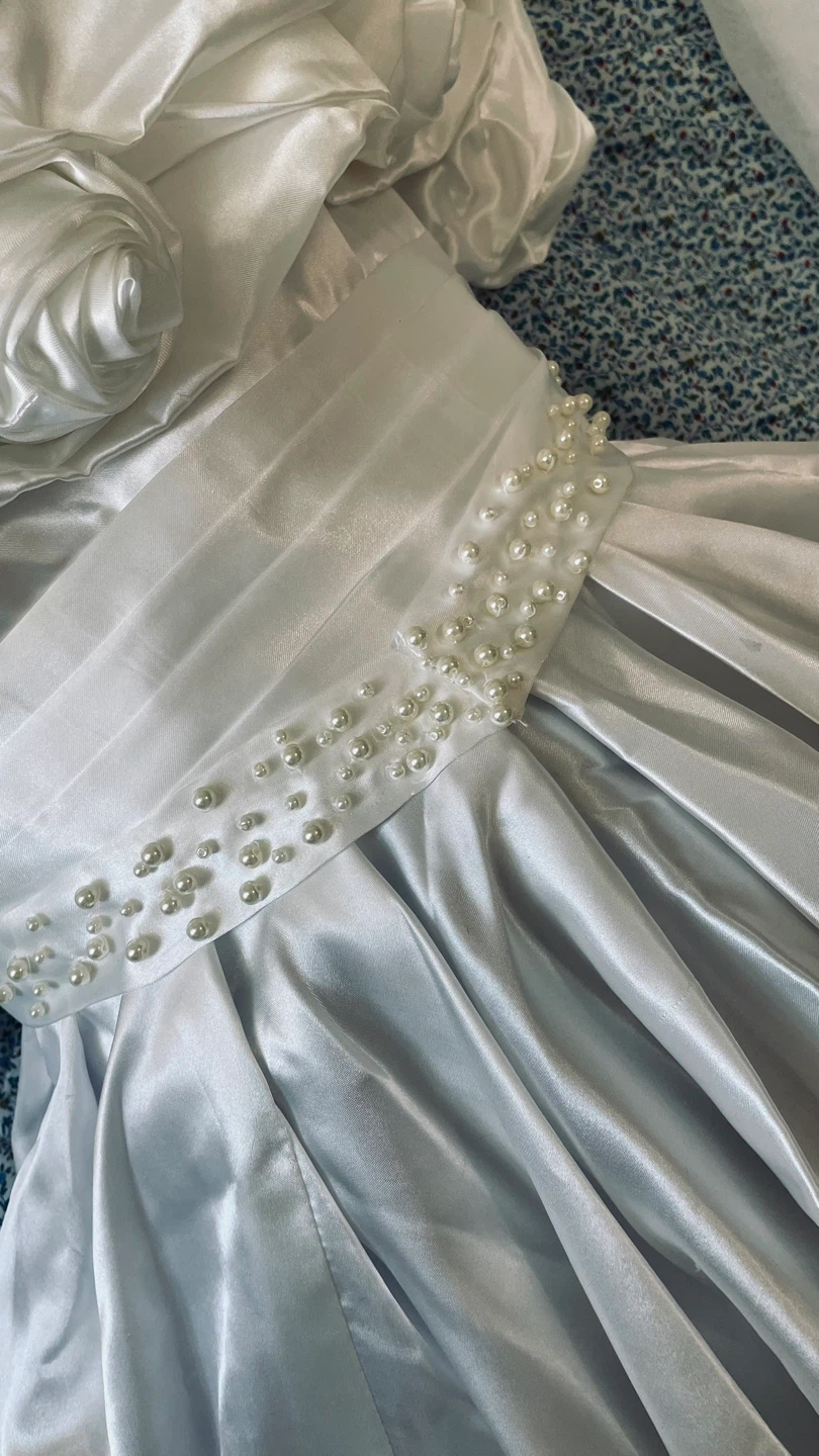 White Satin Wedding Gown with Floral Details - photo 4