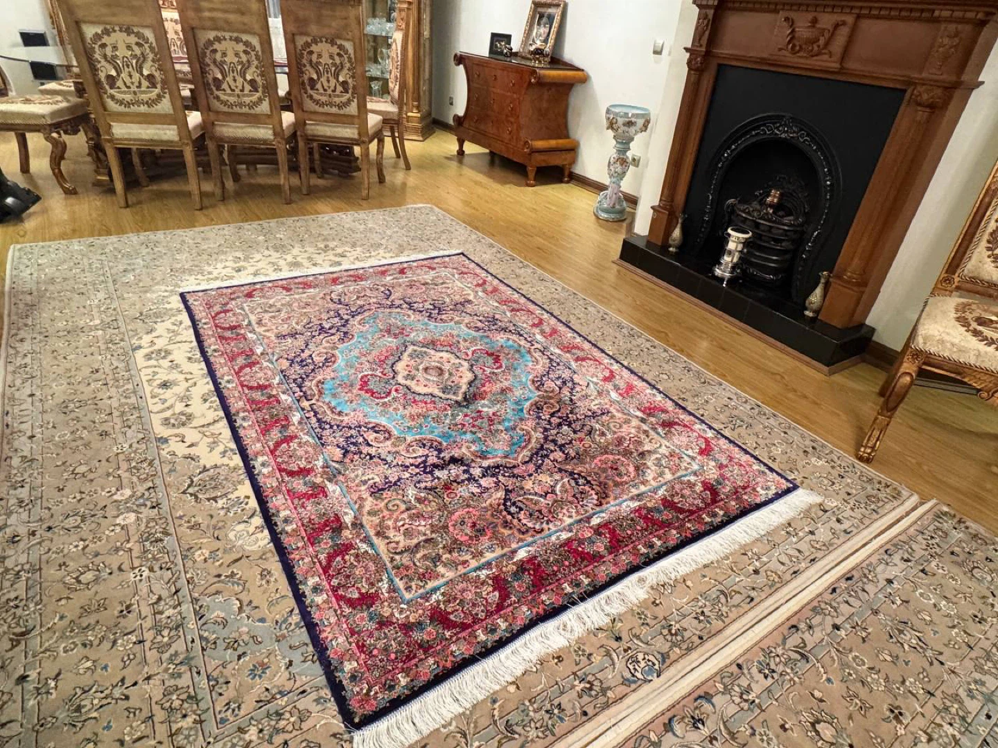 Traditional machine style decorative area rug - photo 2