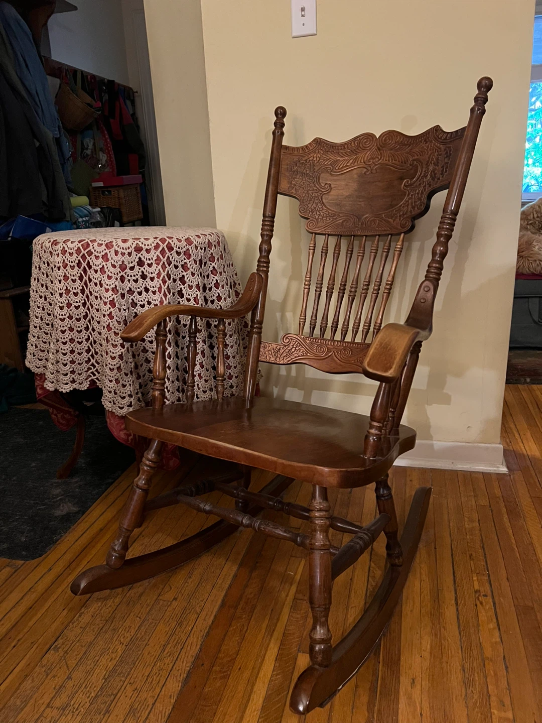 Wood Rocking Chair