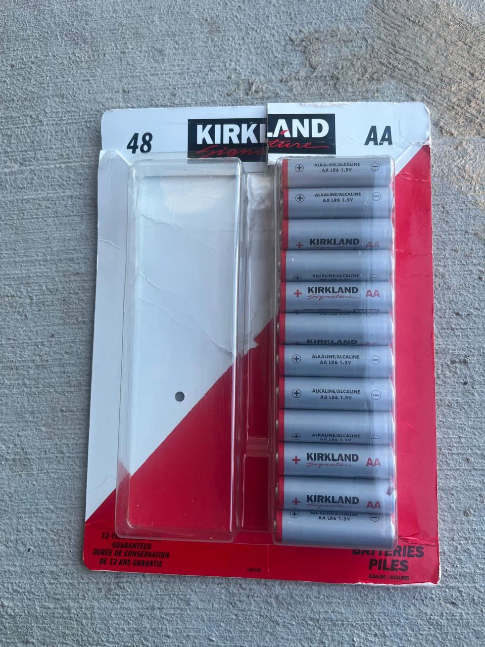 Kirkland Signature AA Alkaline Batteries