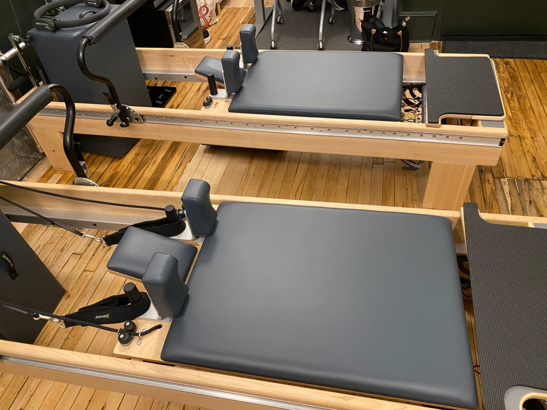 Balanced Body Studio Reformer + Tower Package - photo 3