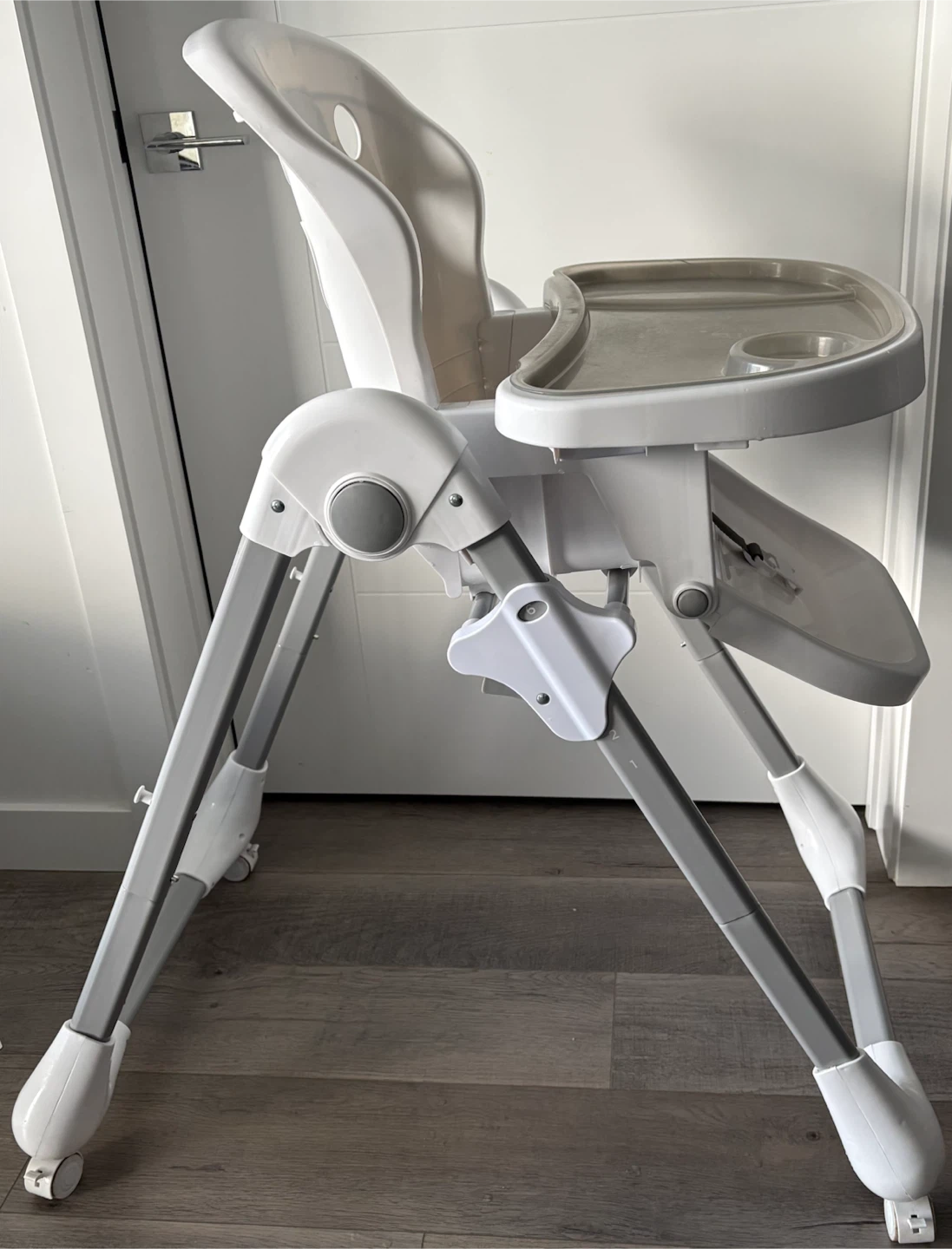 Baby High Chair - photo 2