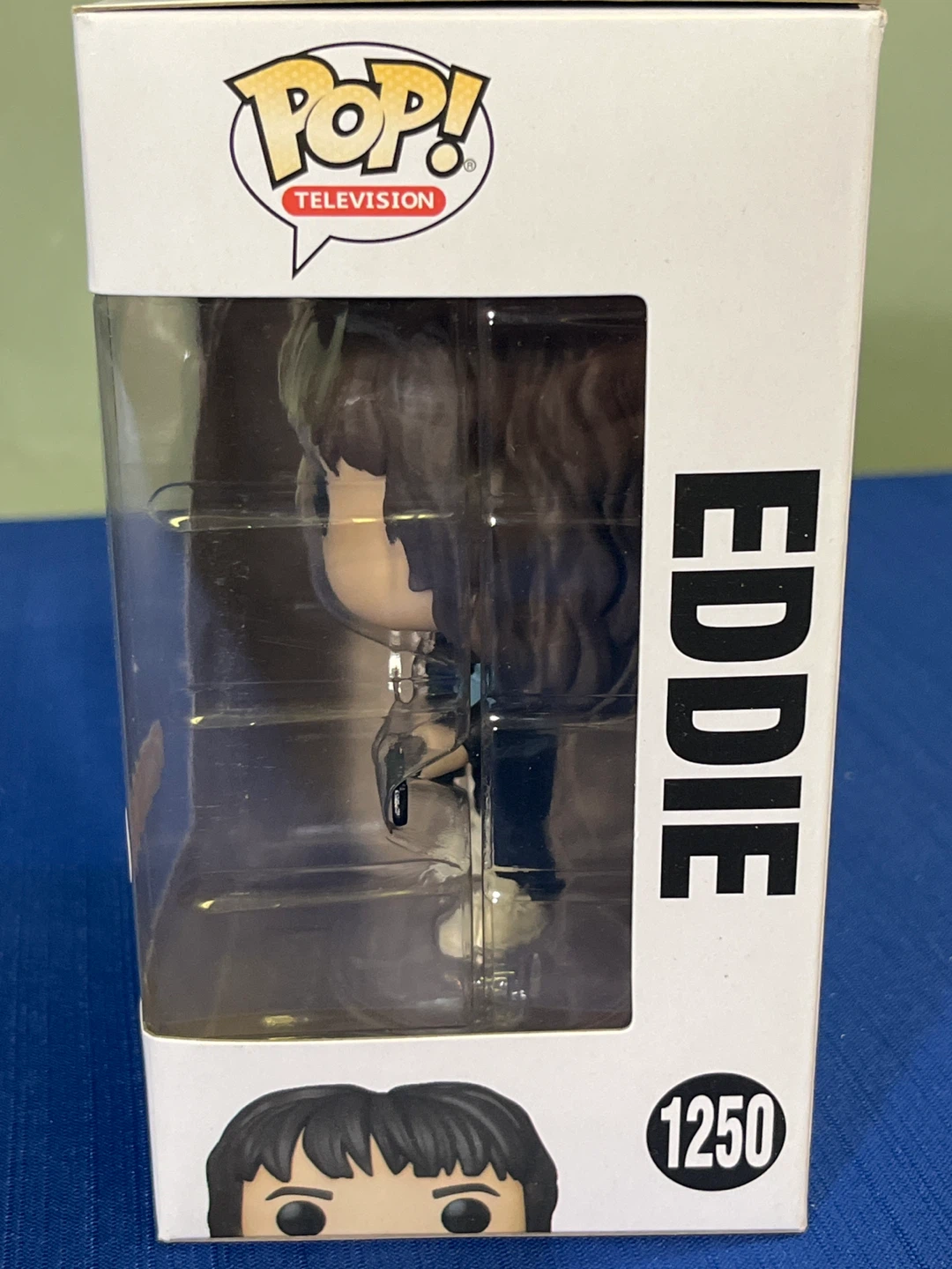 VAULTED Stranger Things Eddie Munson #1250 Funko Pop! (Target - photo 3