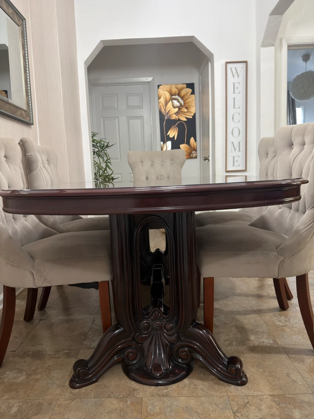 Dining Table with 6 Tufted Chairs - photo 2