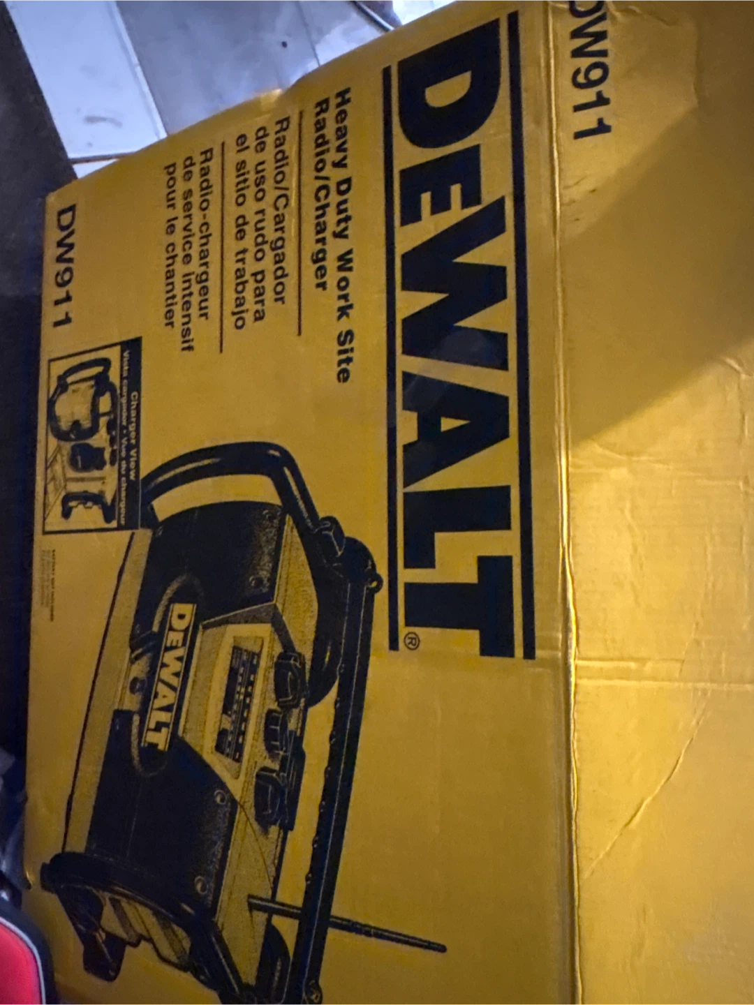 DeWalt DW911 Work Site Radio and Charger - photo 2