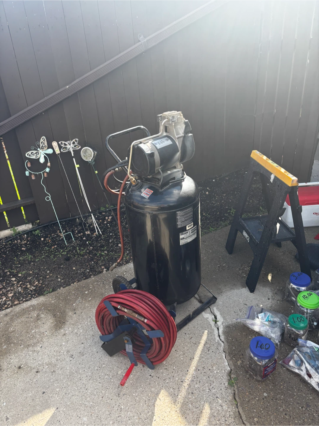 DeVilbiss 25 Gallon Vertical Air Compressor