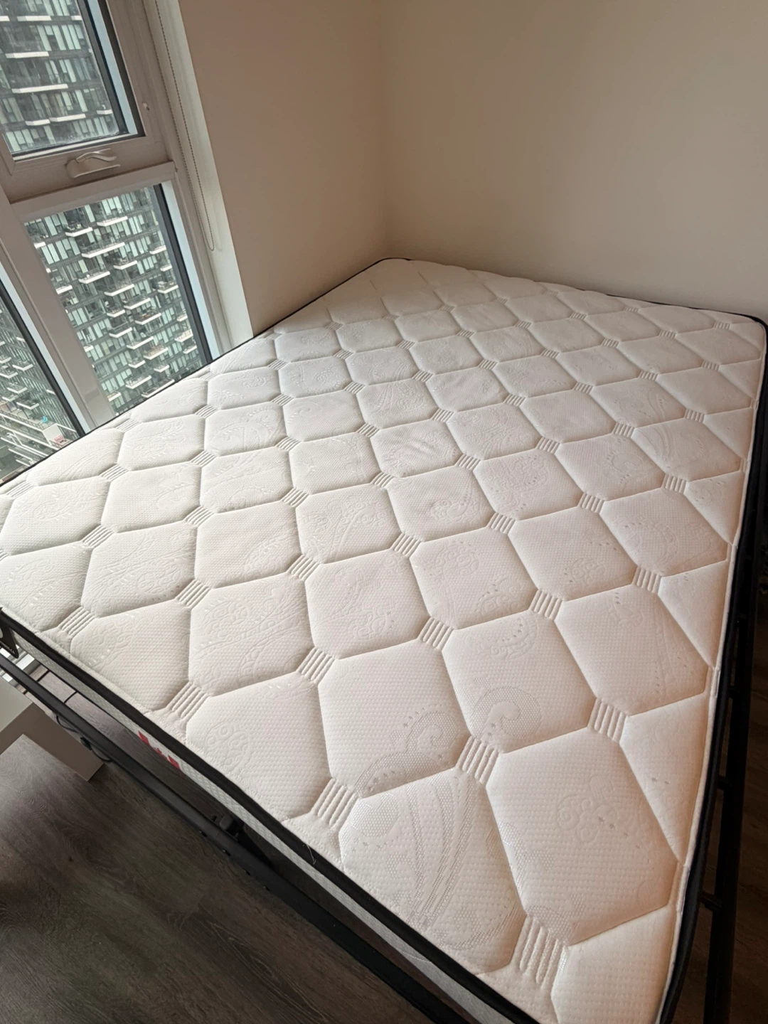 Queen Firm Mattress