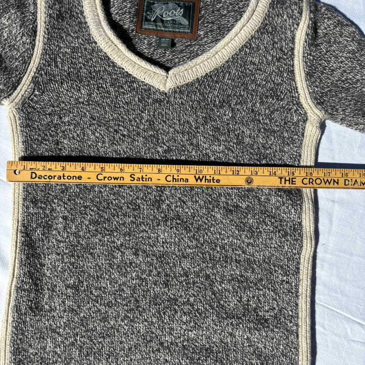 Roots grey marled V-Neck Knit Sweater - Size XS - photo 4