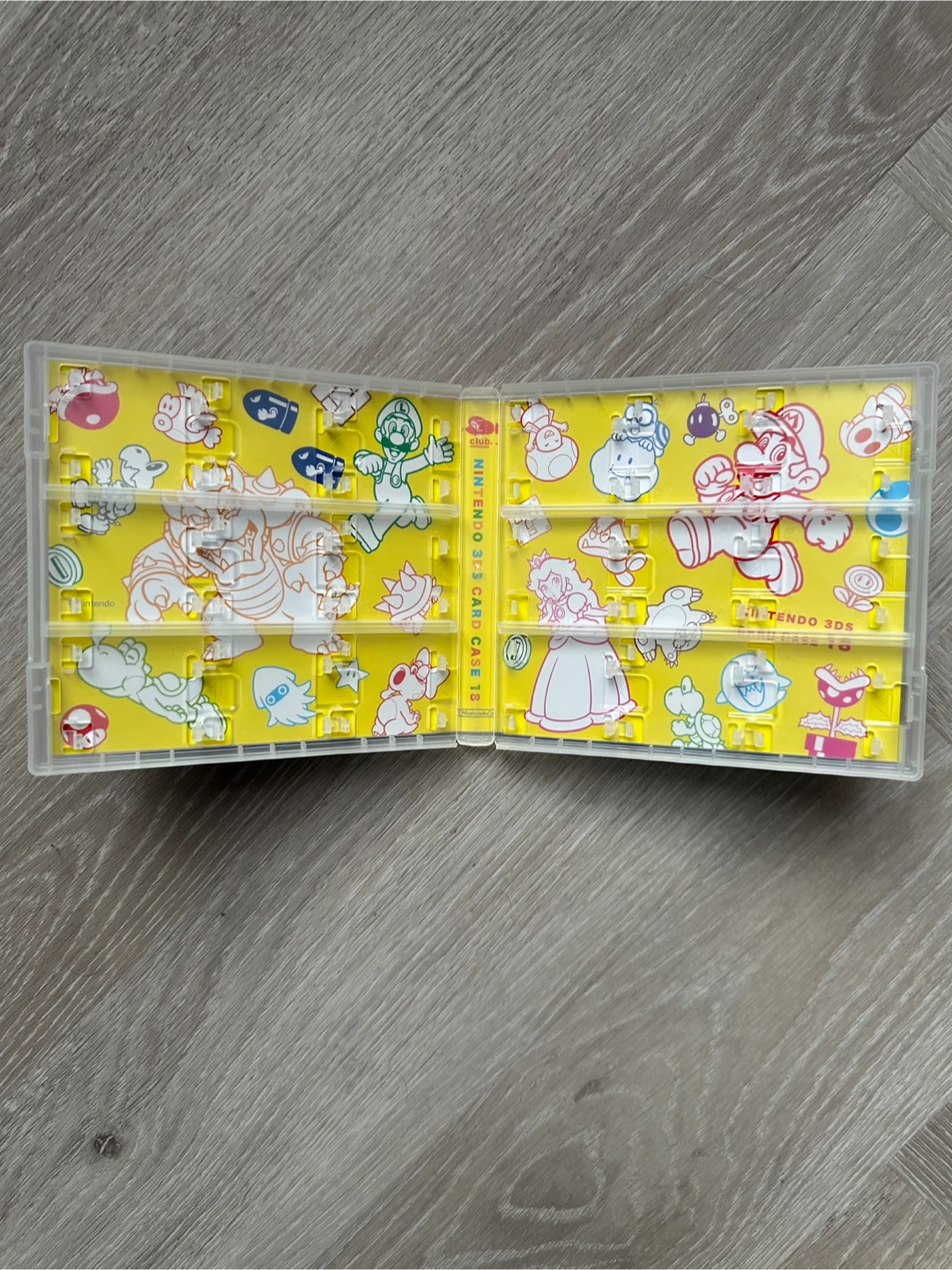 Nintendo 3DS Card Case 18 - photo 3