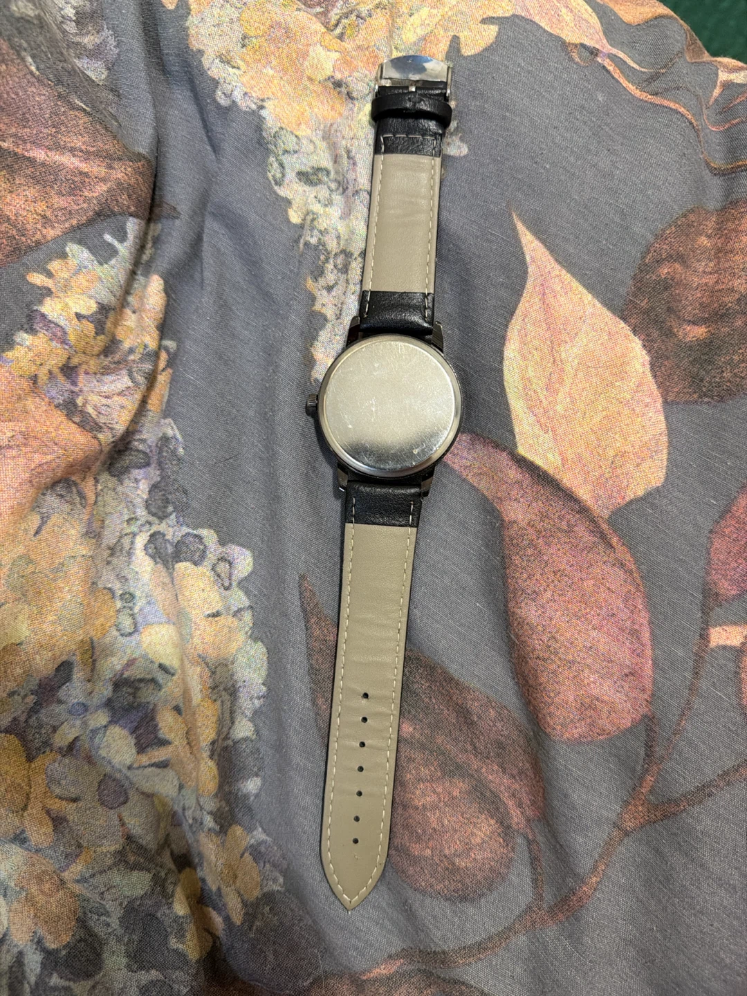 Black Car Wheel Design Wristwatch - photo 2